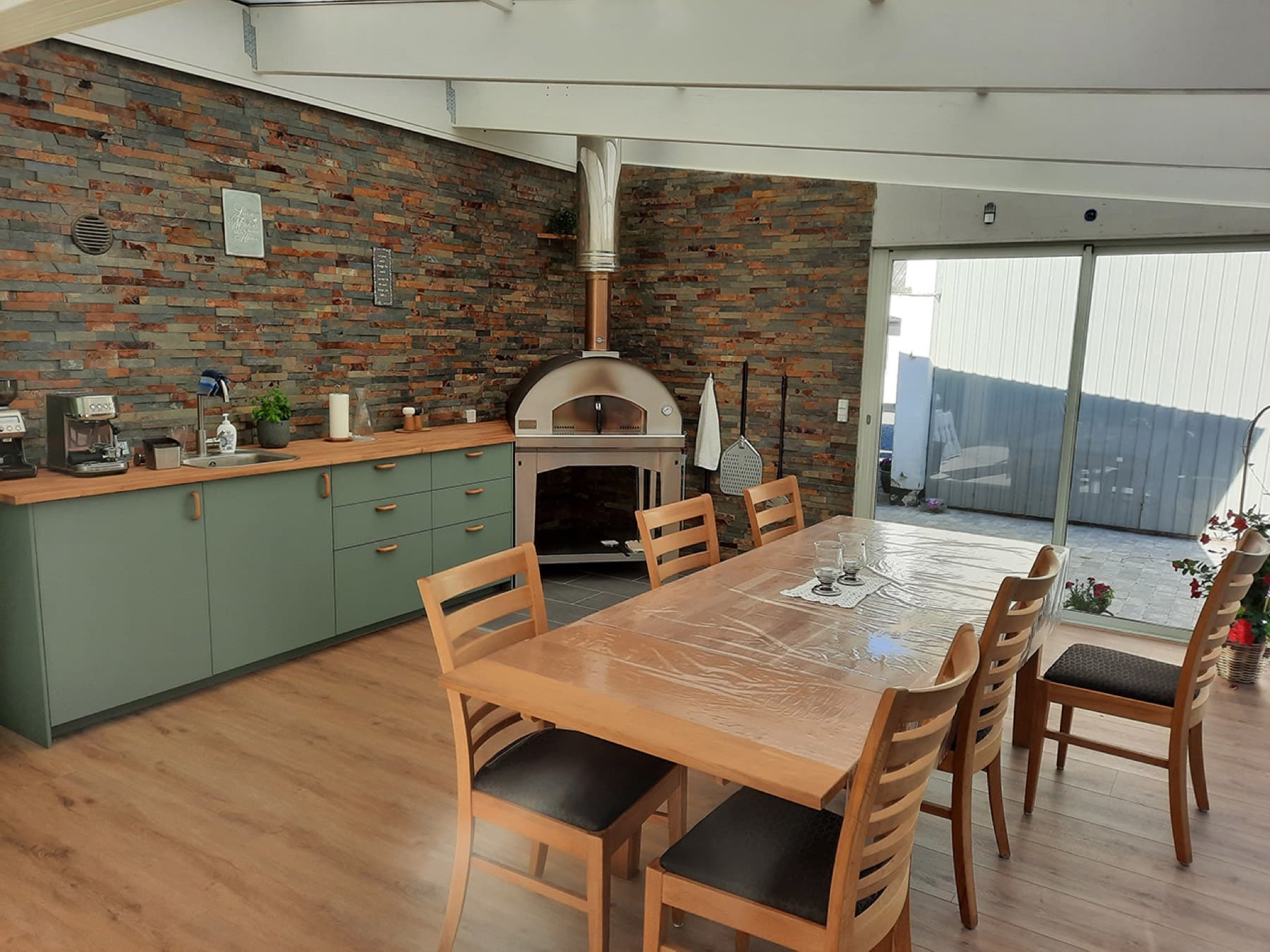 Tilbyg & Renovering, billede 1